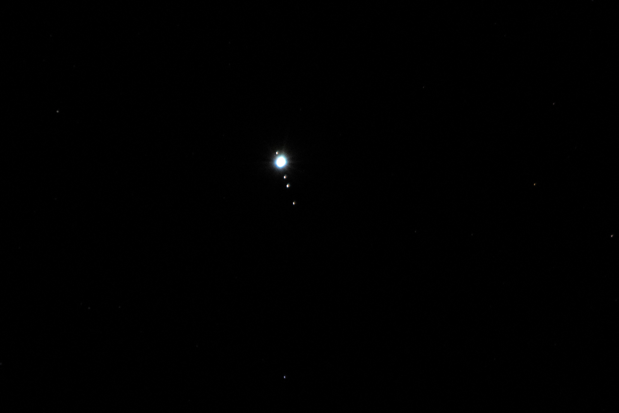 Юпитер и его 4 спутника